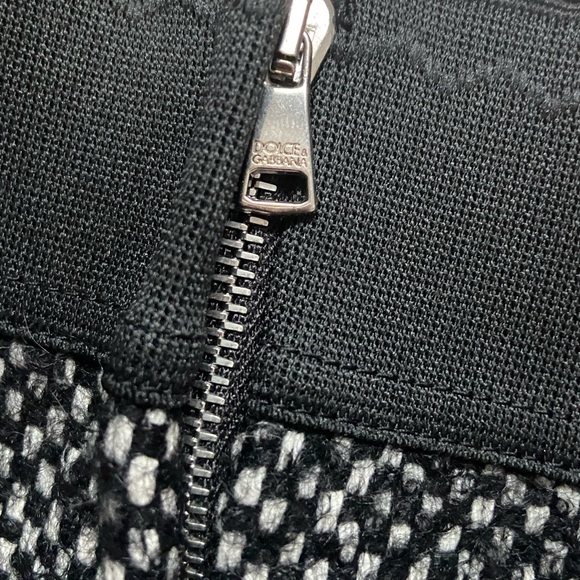 Dolce y Gabana pencil skirt - Picture 9 of 11